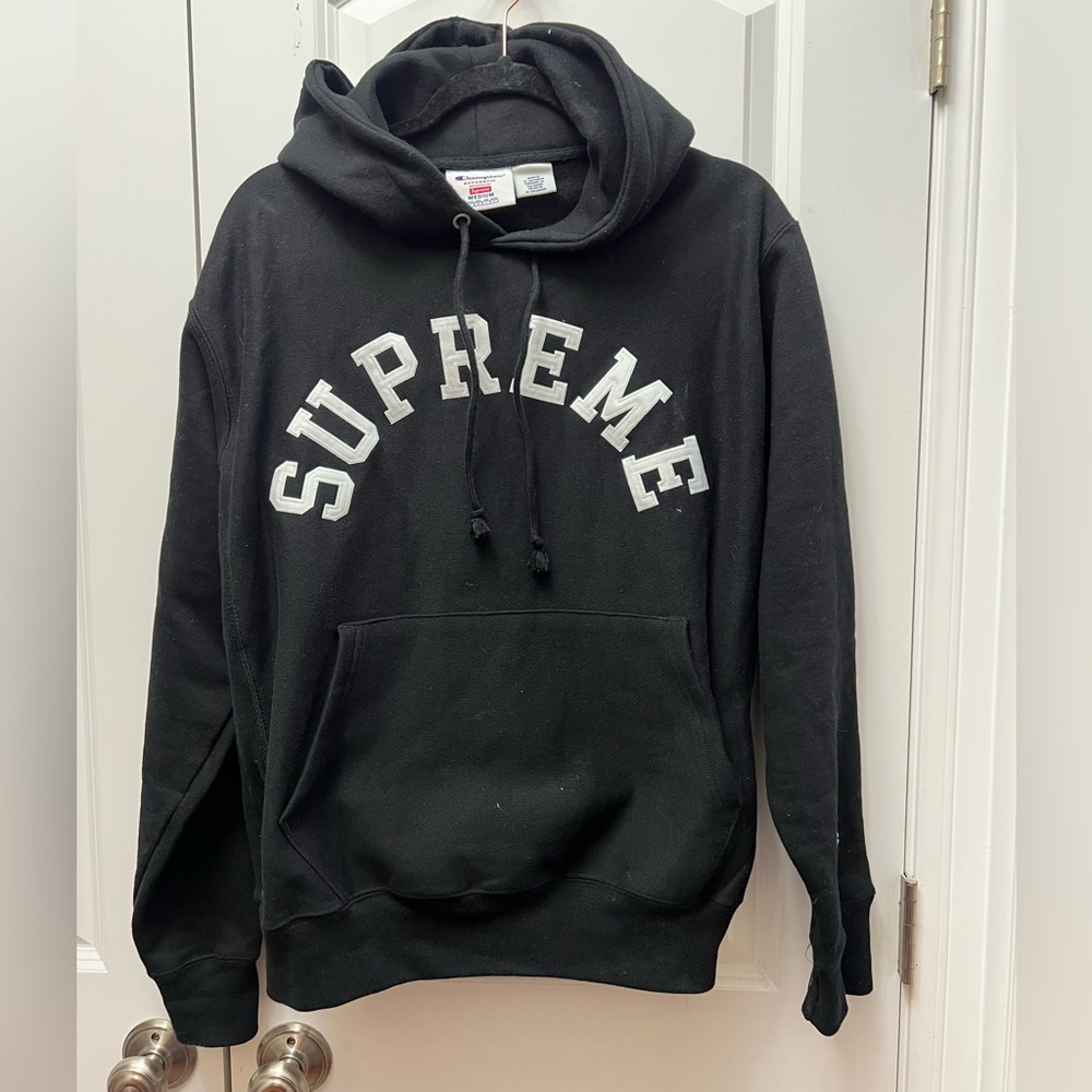 Supreme x Champion Arc Logo Hoodie - Size M - Black